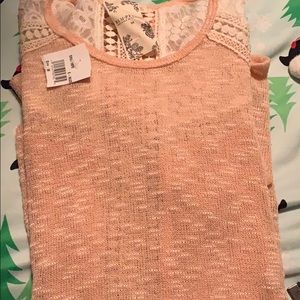 Lightweight lace back too